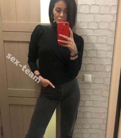 Проститутка Лейла