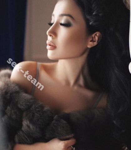 Проститутка Доминика