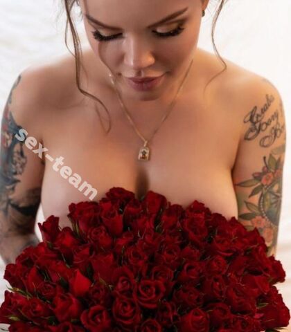 Проститутка Моника