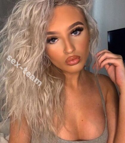 Проститутка Камила