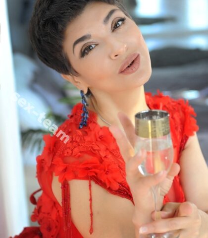 Проститутка Адель