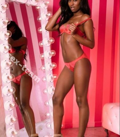 Проститутка Nicole