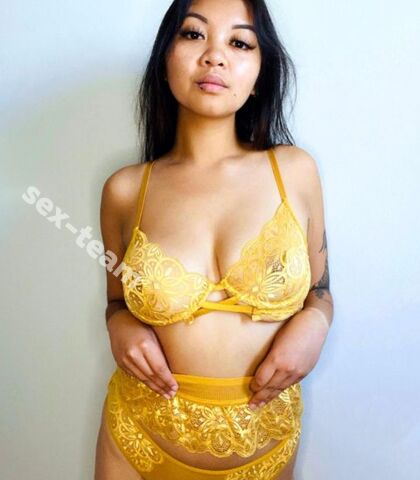 Проститутка Нора